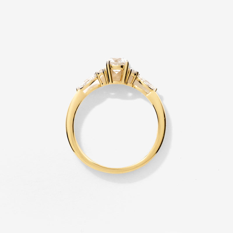 Lab Grown Round Cut Diamond Engagement Ring in 14K Yellow Gold (0.77 ct tw)